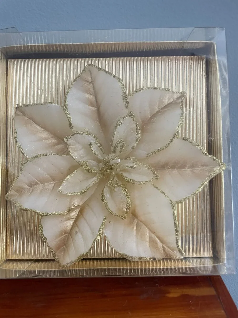 Set of 2 Poinsettia Candles Floating Cream Gold Glitter